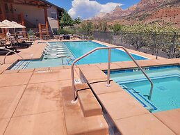 Hotel De Novo Springdale, Tapestry Collection by Hilton