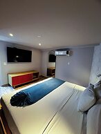 Oliva Plaza Hotel