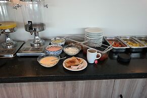 Oliva Plaza Hotel