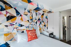 Majestic Minima Hotel