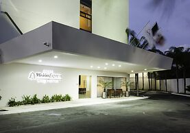 Hotel Misión Express Mérida Alta Brisa