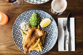 Hotel Bishops Arms, Köping