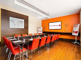 ibis Dubai Al Rigga