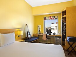 ibis Dubai Al Rigga