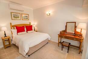 Montagu Vines Guest House