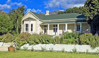 Montagu Vines Guest House
