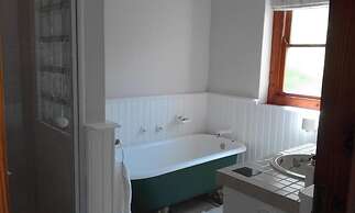 Montagu Vines Guest House