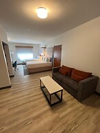 Best Western Plus Rose City Conference Center Inn