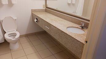 Red Roof Inn & Suites Midland