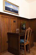 Heritage Hotel Tisno