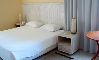 Farol de Itapuã Praia Hotel