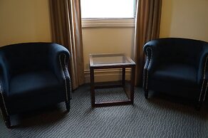 Royal Exhibition Hotel