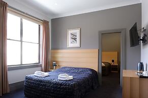 Royal Exhibition Hotel