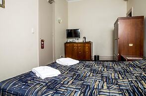 Royal Exhibition Hotel