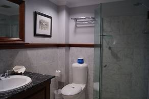 Royal Exhibition Hotel