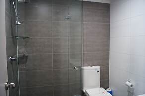 Royal Exhibition Hotel