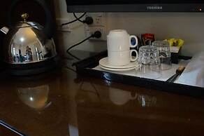 Royal Exhibition Hotel