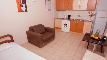 Marika's Aparts & Studios