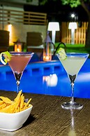 Marika's Aparts & Studios