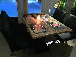 Marika's Aparts & Studios