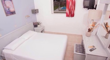 Marika's Aparts & Studios