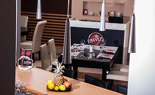 Marika's Aparts & Studios