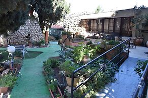 The Safed Inn