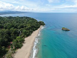 Cariblue Beach and Jungle Resort