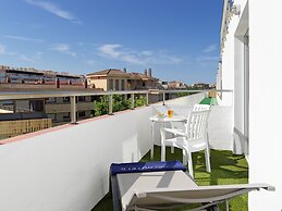 H10 Delfín - Adults Only