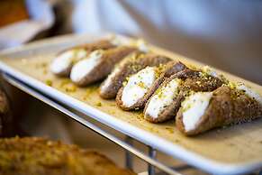 Villa Giuliana Relais