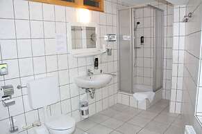 Hotel Holl