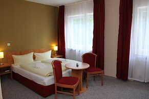 Hotel Holl