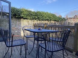 Number One Hundred B&B