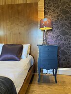 Number One Hundred B&B