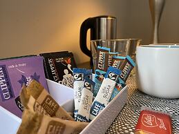 Number One Hundred B&B