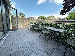 Number One Hundred B&B