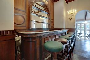 Citrus Chambers Mahabaleshwar