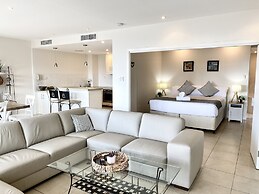 Rainbow Ocean Palms Resort