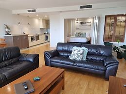 Rainbow Ocean Palms Resort