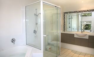 Rainbow Ocean Palms Resort