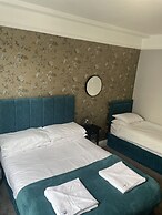 The Fountain Inn