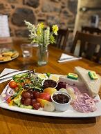 The Fountain Inn