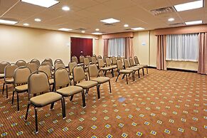 Holiday Inn Express Hotel & Suites Syracuse North - Cicero by IHG