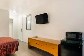 Rodeway Inn & Suites Sidney Historic Downtown I-80