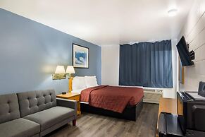 Rodeway Inn & Suites Sidney Historic Downtown I-80