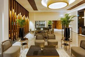 Melpo Antia Hotel & Suites