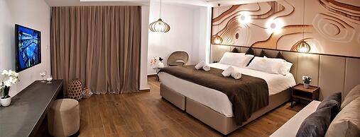 Melpo Antia Hotel & Suites