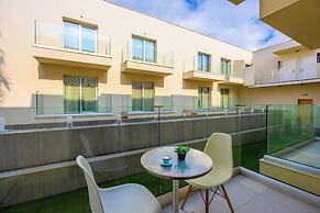 Melpo Antia Hotel & Suites