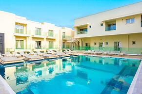 Melpo Antia Hotel & Suites