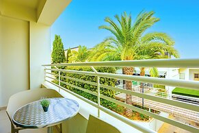 Melpo Antia Hotel & Suites